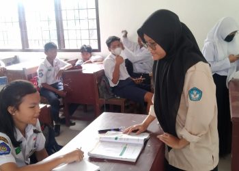 Sepuluh Mahasiswa Pendidikan Bahasa Inggris Mengikuti Kampus Mengajar Batch 4