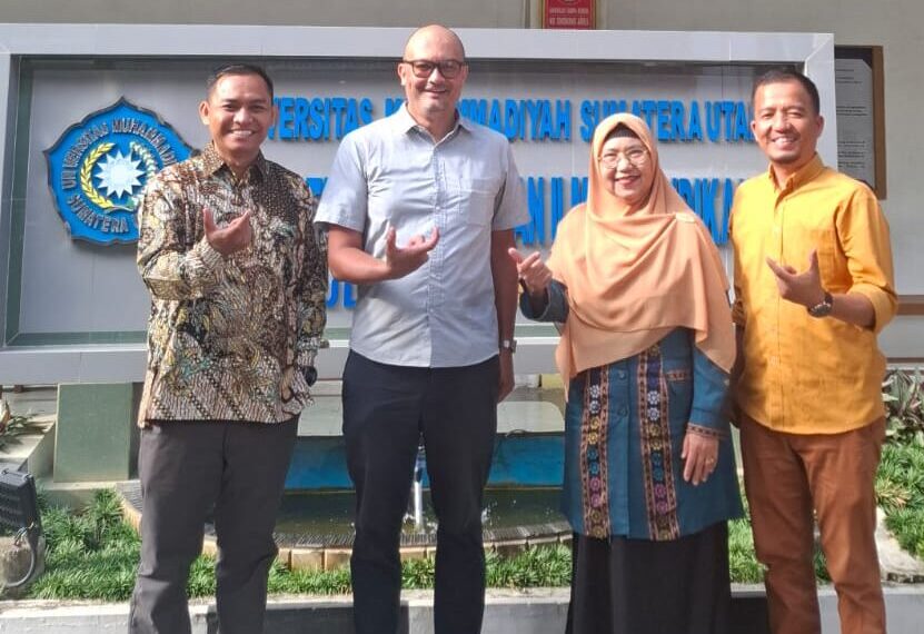 English Education Study Program of FKIP UMSU Holds Farewell Party for RELO Instructor William Vickery